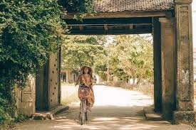 Hanoi Cycling Trip Duong Lam Ancient Village 1 Day